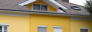 Einfamilienhaus: Hochwertiger Nanoporputz für langlebige Fassade